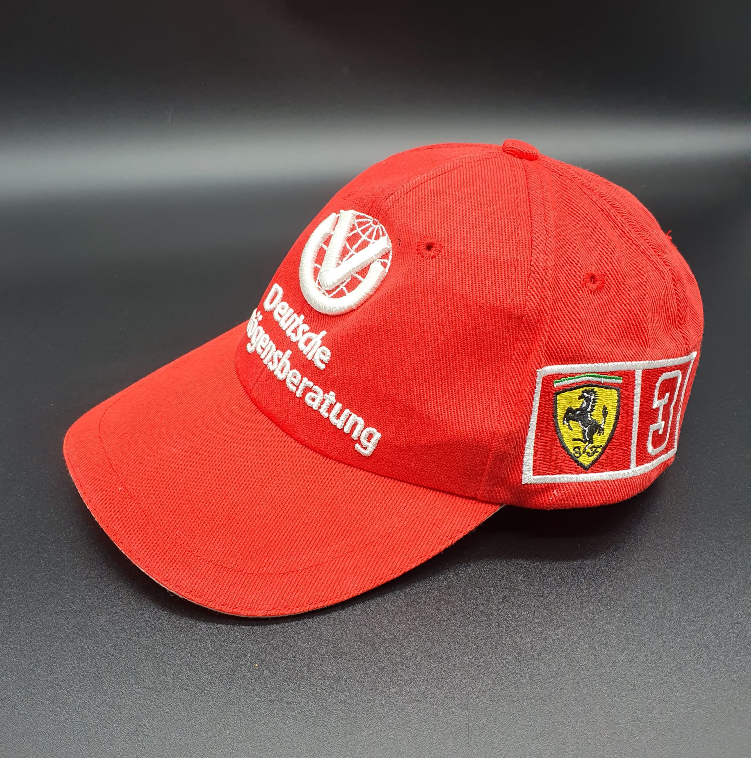 Ferrari cappellino Schumacher 2000 Deutsche Vermogensberatung