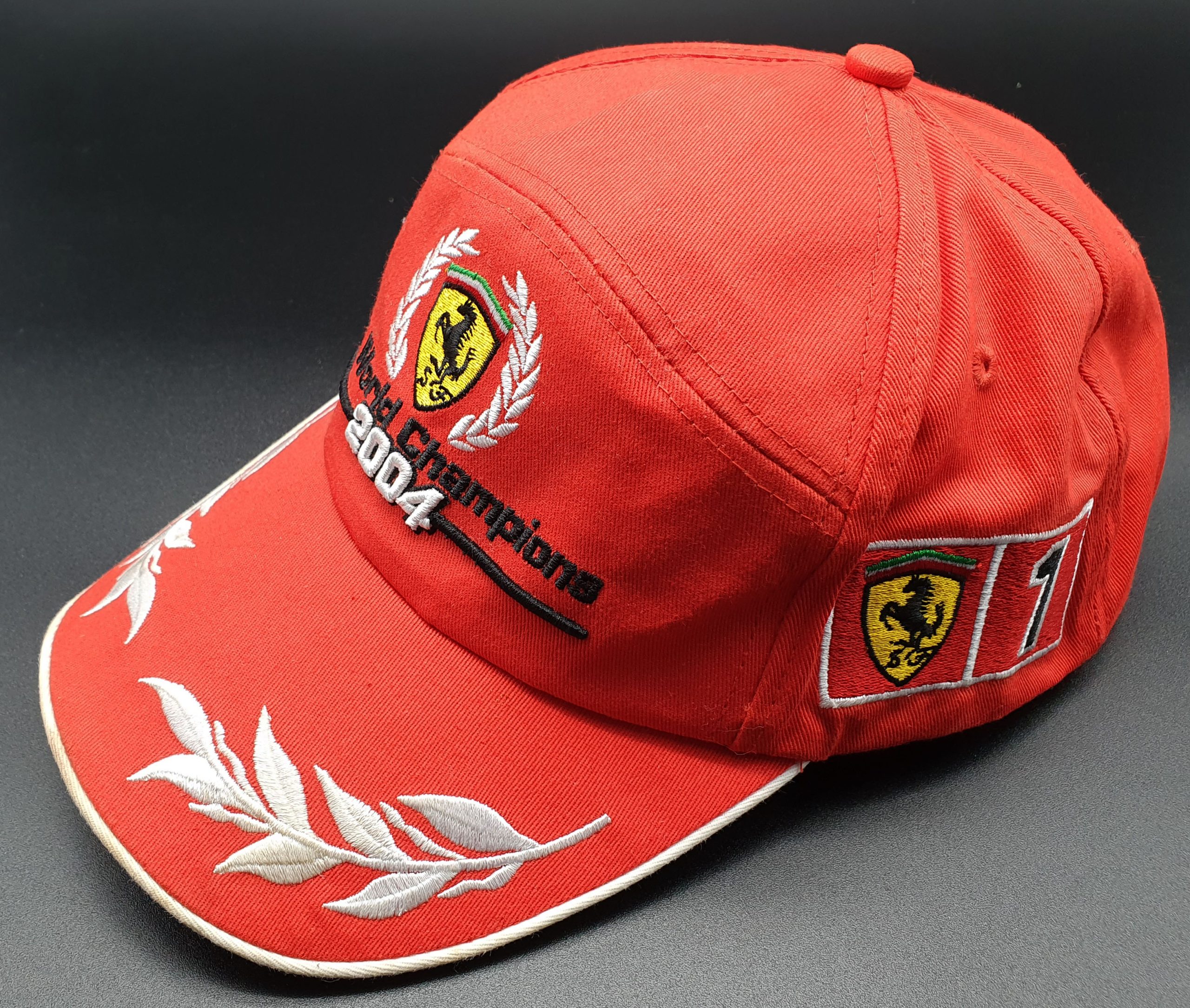 Ferrari cappellino Schumacher 2004 » BOLA Football Store
