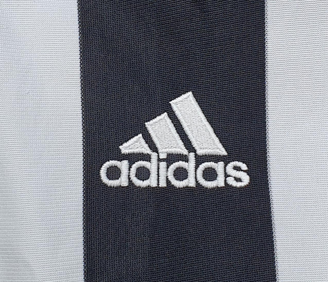 Newcastle 2005-06 maglia Adidas home - immagine 5