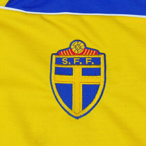Alternative view of Svezia 2000-02 maglia Adidas home