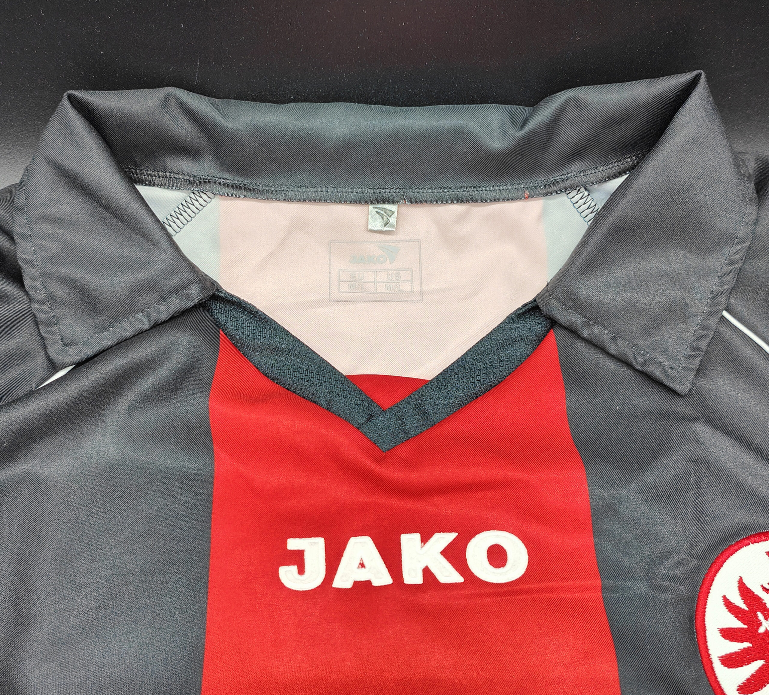 Eintracht Francoforte 2006-07 maglia Jako home #27 Kyrgiakos matchworn - immagine 4