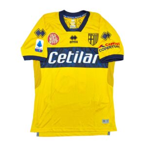 Alternative view of Parma 2020-21 maglia Erreà away #18 Cyprien