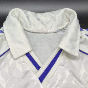 Alternative view of Real Madrid 1988-90 maglia Hummel home