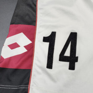 Alternative view of Spezia 2002-03 pantaloncini Lotto home #14 matchworn