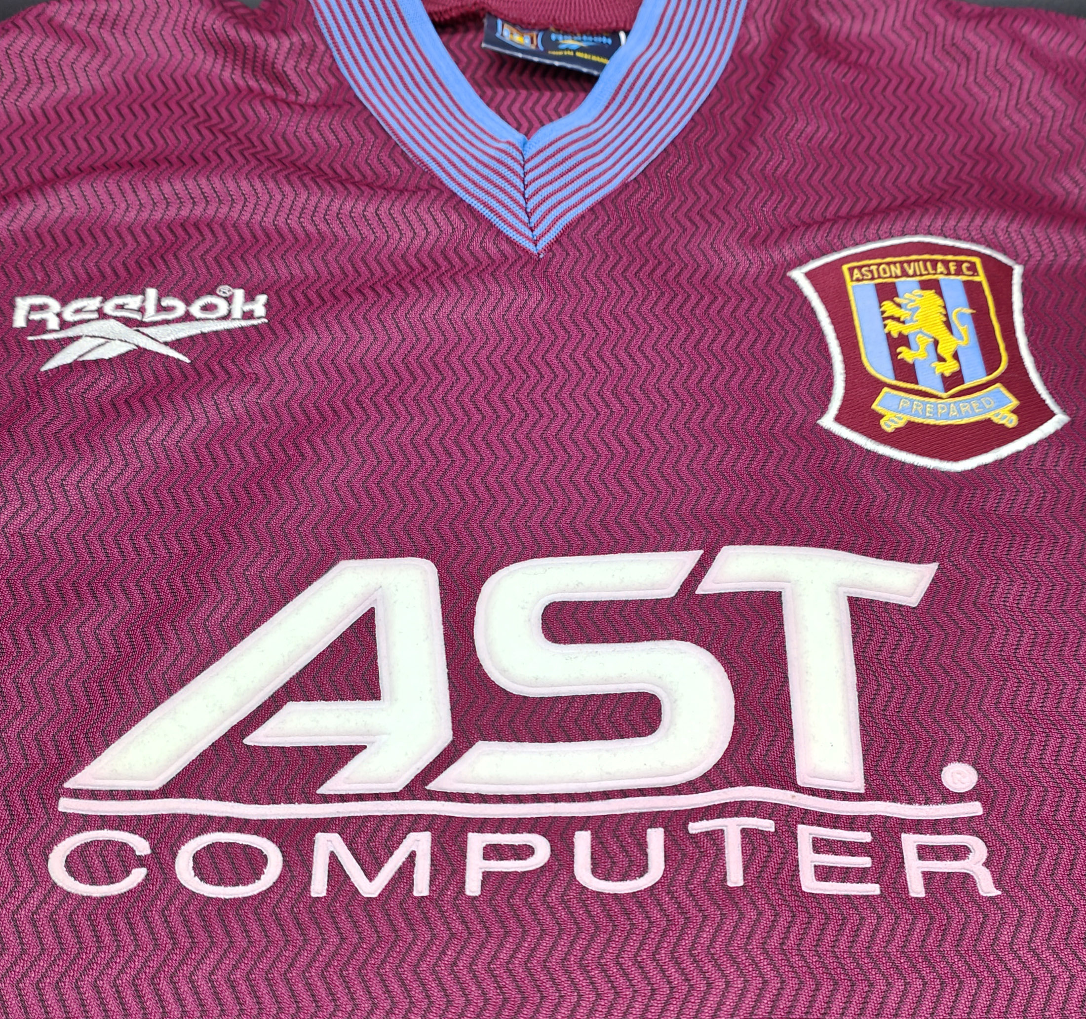 Aston Villa 1997-98 maglia Reebok home #10 Yorke - immagine 7
