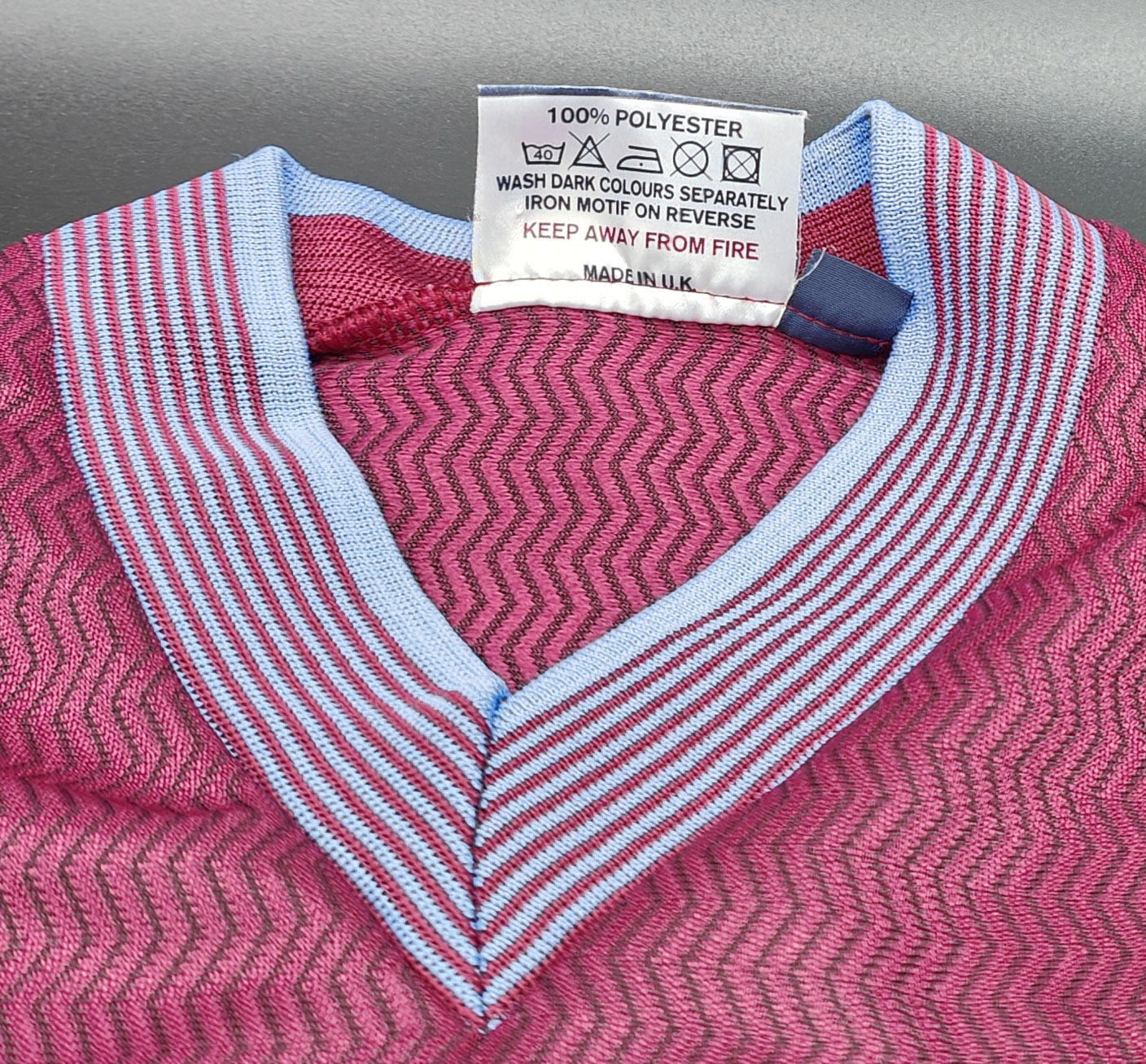 Aston Villa 1997-98 maglia Reebok home #10 Yorke - immagine 4