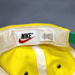 Alternative view of Brasile cappellino 1998 Nike