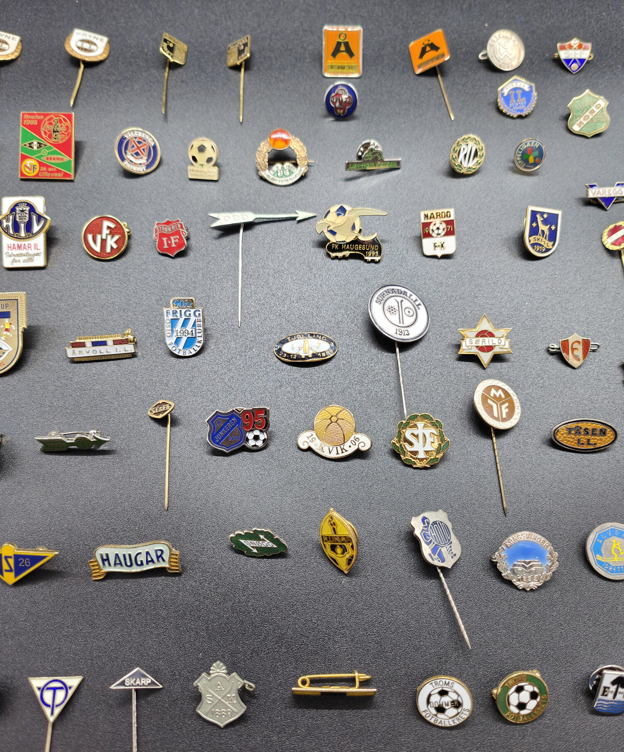 Calcio Norvegese spilla '70 - '80 vintage (a scelta) - immagine 6